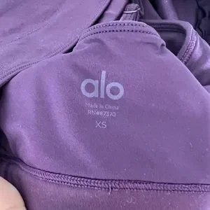Alo YOGAパープル ボディスーツ Purple Looks | ALO